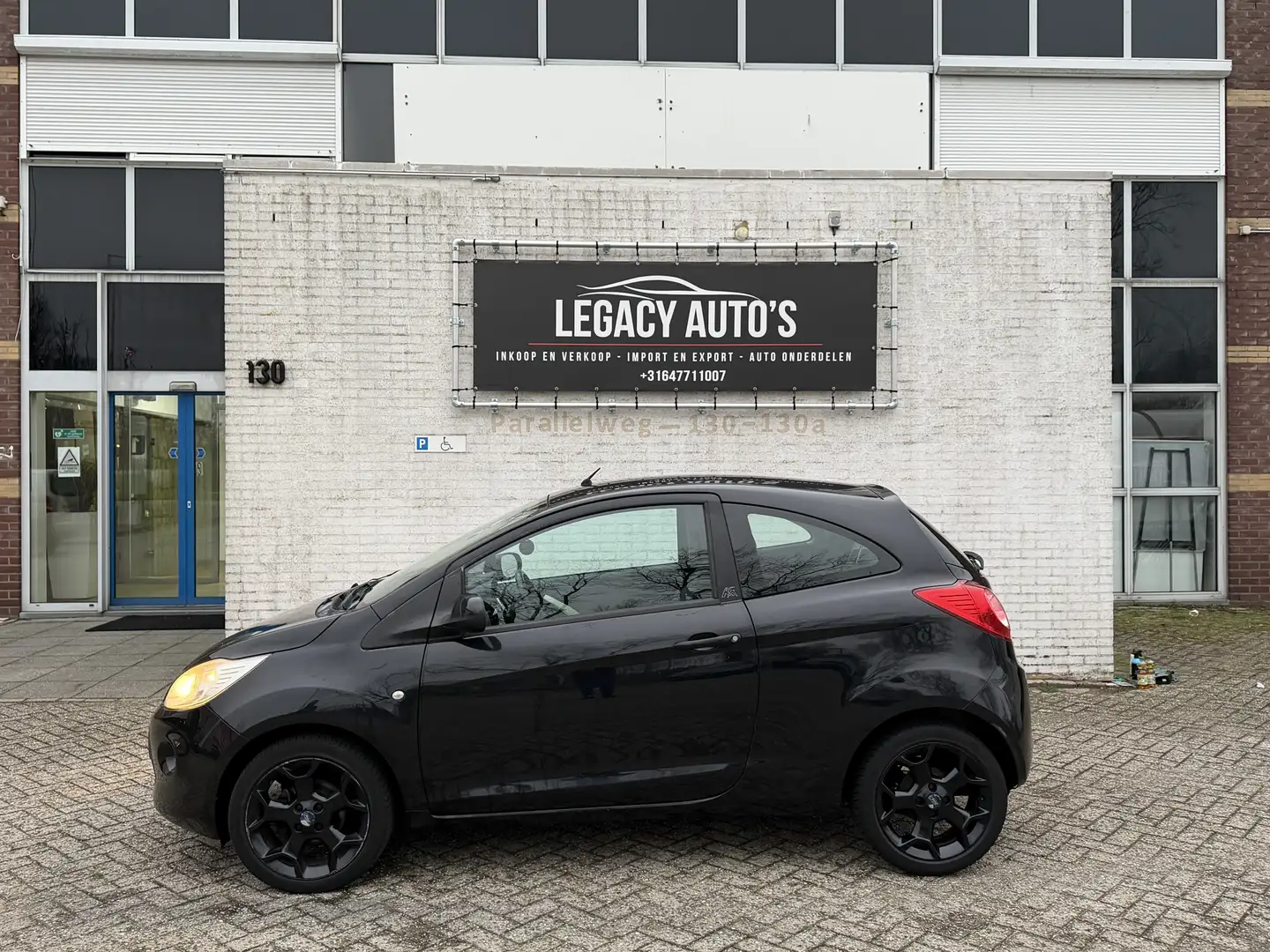 Ford Ka/Ka+ 1.2 Cool & Sound - Start/Stop - Airco - Goed onder Schwarz - 2