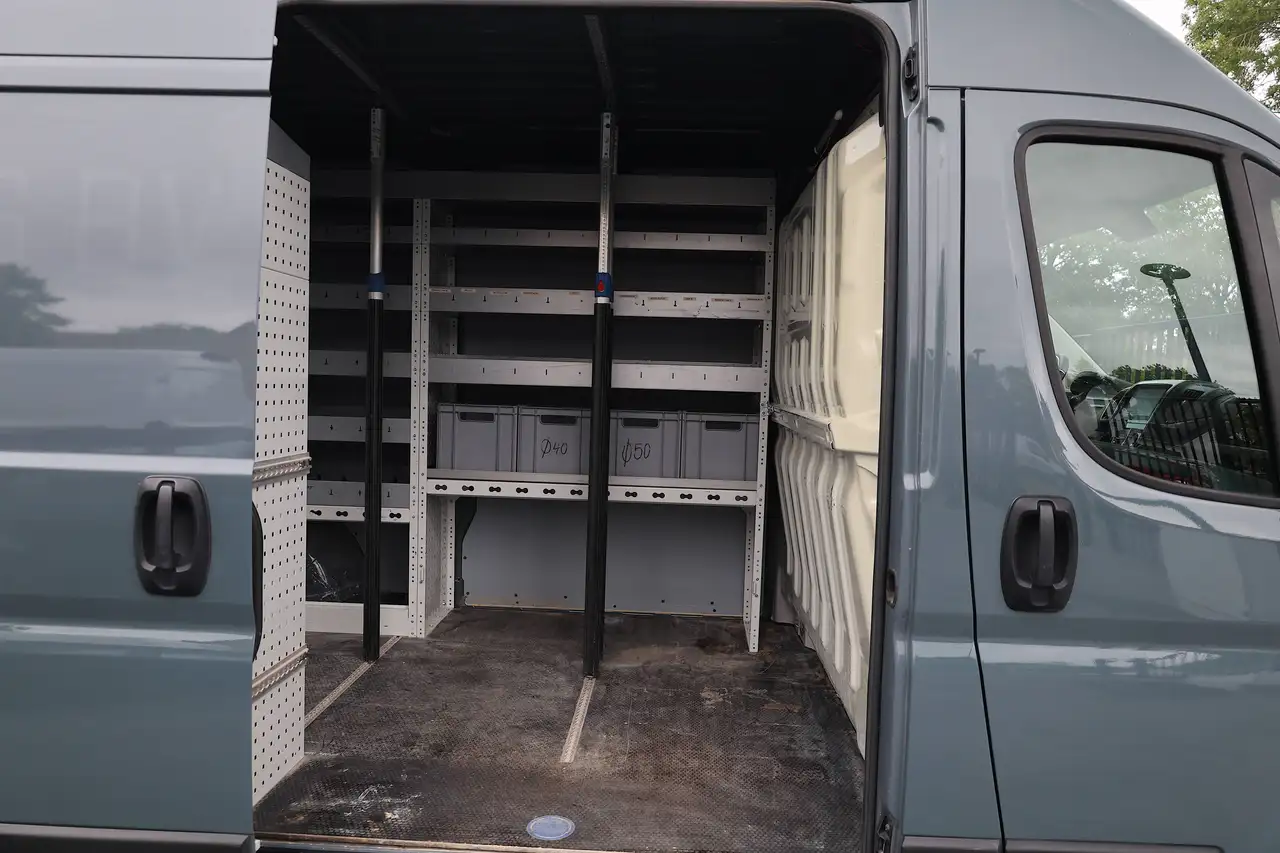 Peugeot Boxer 2.2 BlueHDi L2H2 ( EU6if ) 3pls. Camera Car-Play Cruise-Control Trek-Haak Alu Dakrek Wandpanelen, миниатюра 12