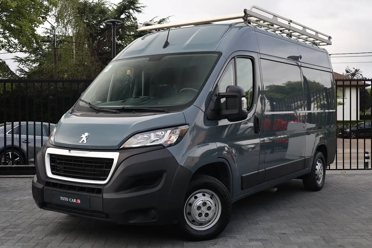 Peugeot Boxer 2.2 BlueHDi L2H2 ( EU6if ) 3pls. Camera Car-Play Cruise-Control Trek-Haak Alu Dakrek Wandpanelen