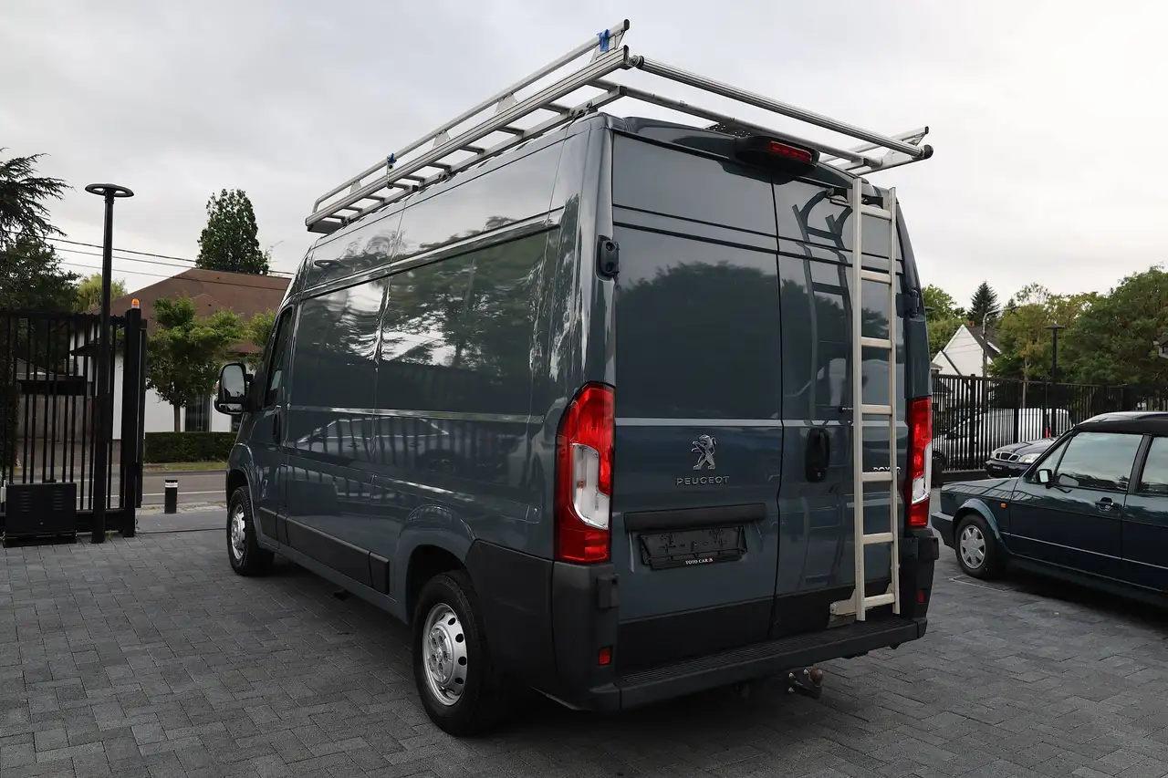 Peugeot Boxer 2.2 BlueHDi L2H2 ( EU6if ) 3pls. Camera Car-Play Cruise-Control Trek-Haak Alu Dakrek Wandpanelen, миниатюра 3