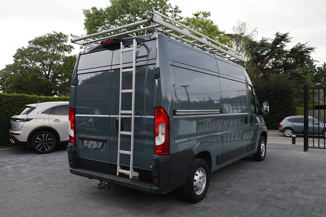 Peugeot Boxer 2.2 BlueHDi L2H2 ( EU6if ) 3pls. Camera Car-Play Cruise-Control Trek-Haak Alu Dakrek Wandpanelen, миниатюра 4