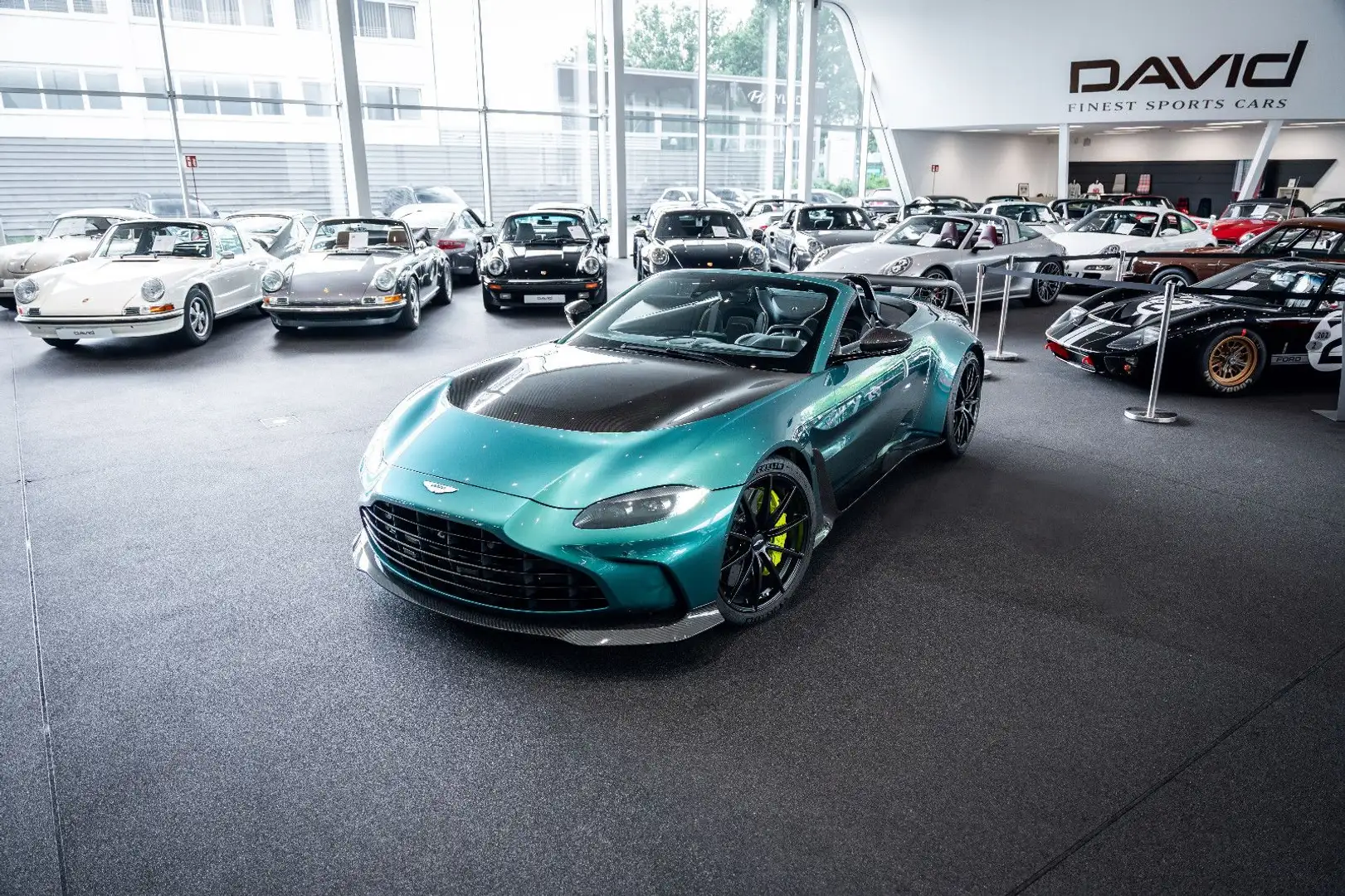 Aston Martin Vantage Roadster *AMR*1 of 249*PPF Zelená - 1