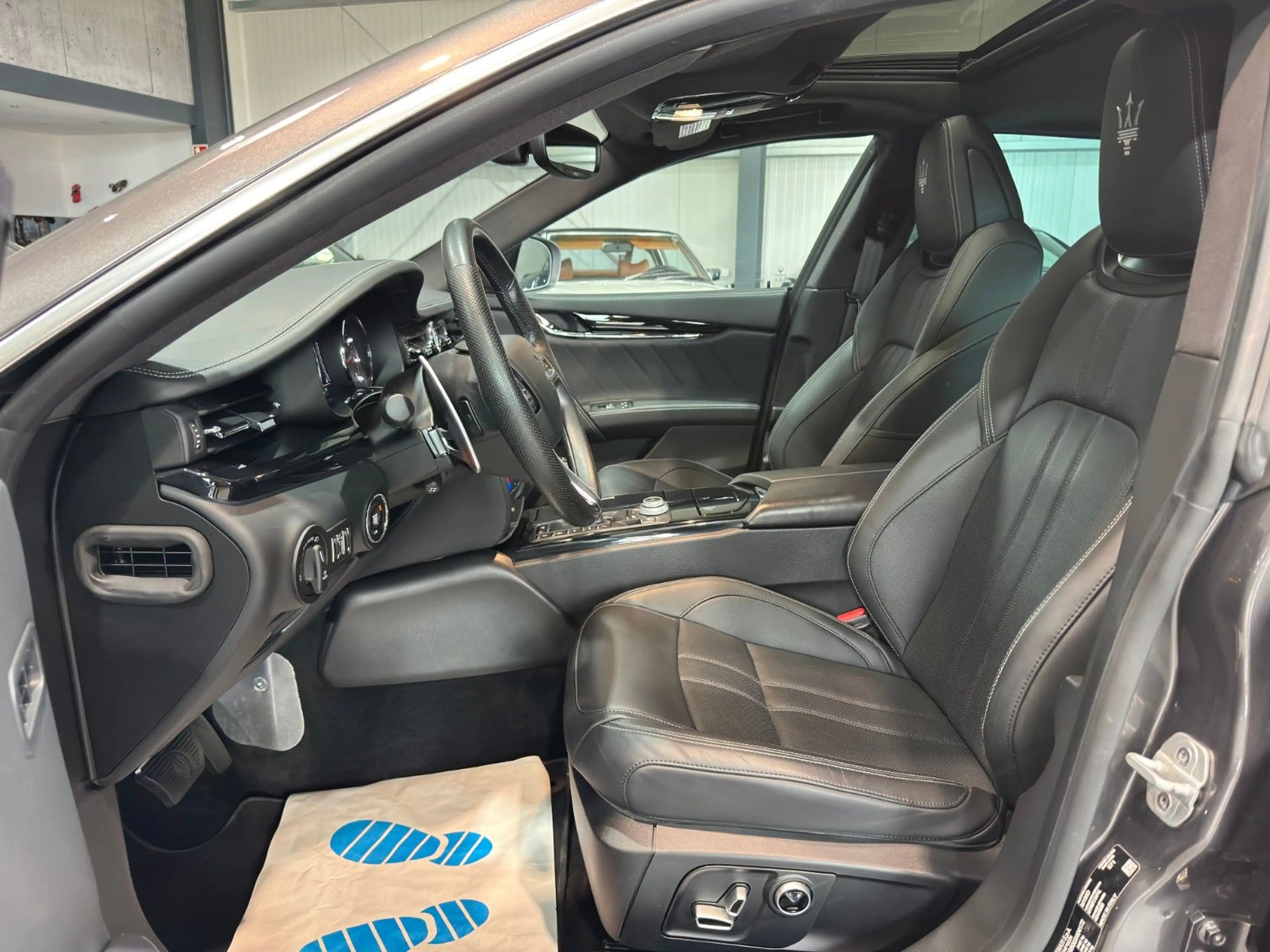 Maserati Quattroporte GT/SCHIEBD/LED/NAVI/ACC/SITZBELÜFTU — photo 7