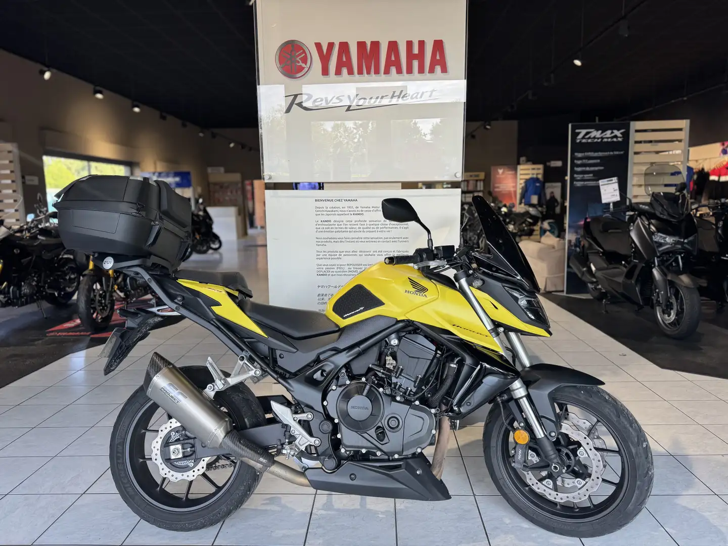 Honda Hornet Jaune - 1