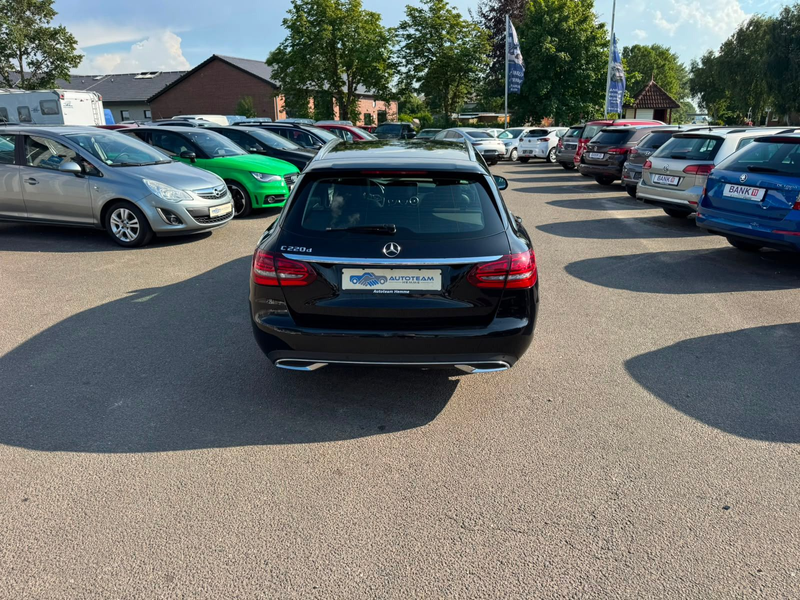Mercedes-Benz C 220 d AUTOMATIK/AHK/KAMERA/KLIMA/LEDER/PANO — photo 6