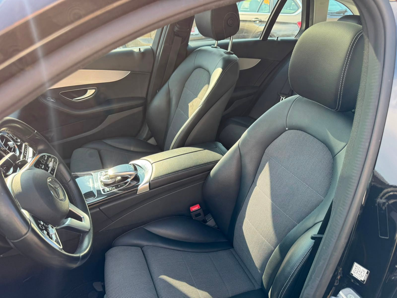 Mercedes-Benz C 220 d AUTOMATIK/AHK/KAMERA/KLIMA/LEDER/PANO — photo 12