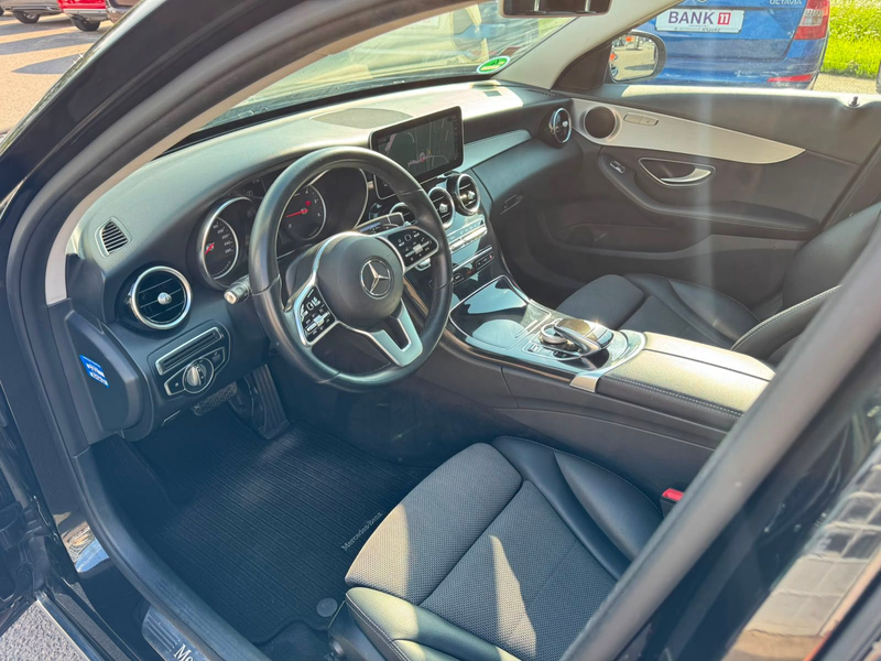 Mercedes-Benz C 220 d AUTOMATIK/AHK/KAMERA/KLIMA/LEDER/PANO — photo 11