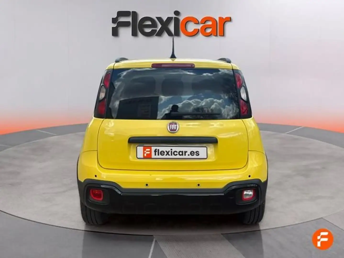 Fiat Panda Cross 1.0 Hybrid 51kw (70CV) Amarillo - 2