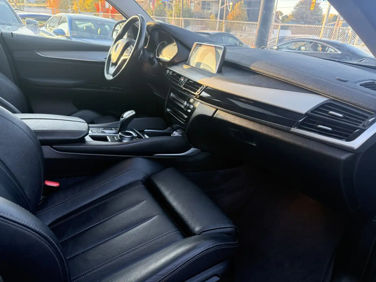 BMW X6 снимка BMW X6