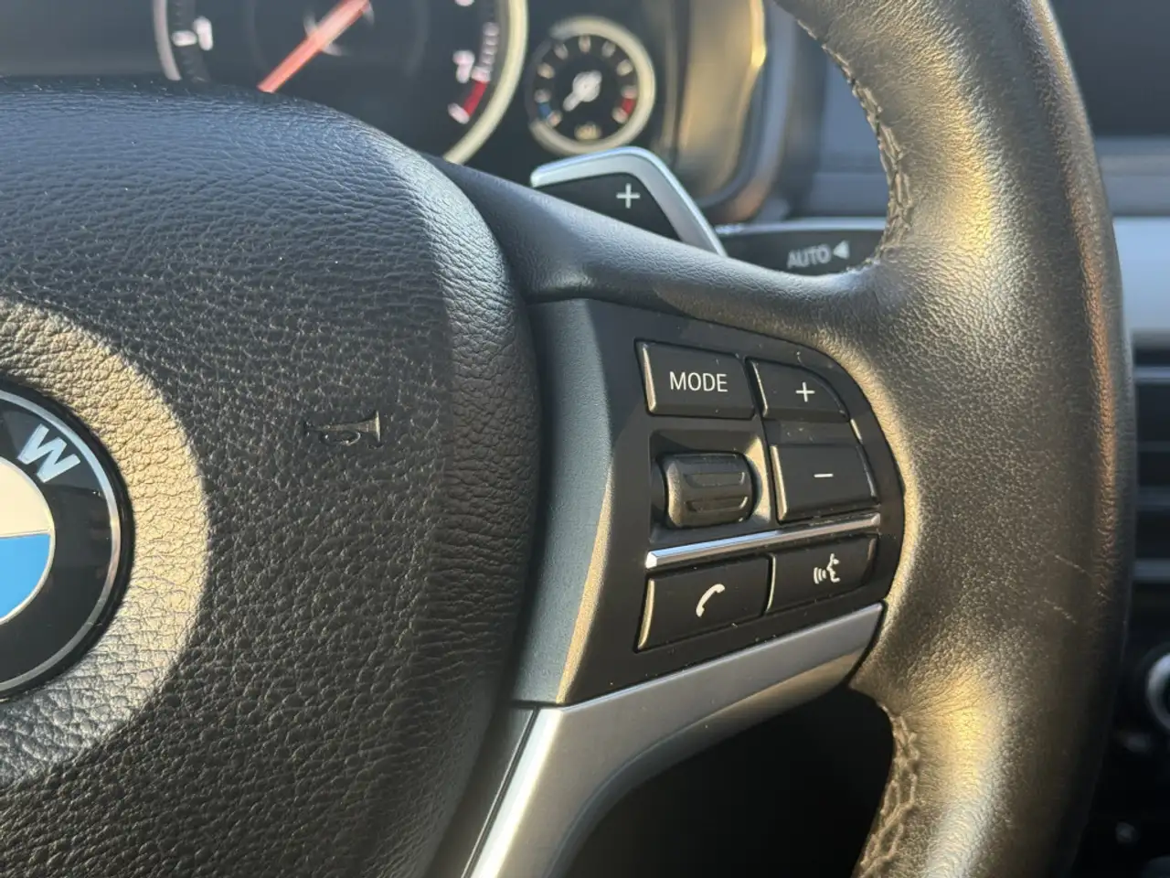 BMW X6 снимка BMW X6