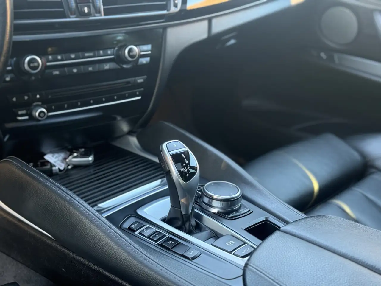 BMW X6 снимка BMW X6