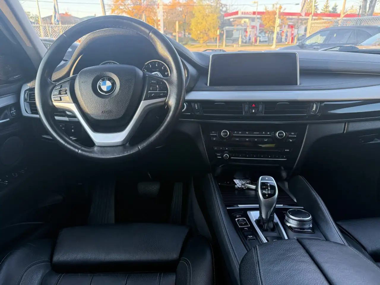 BMW X6 снимка BMW X6