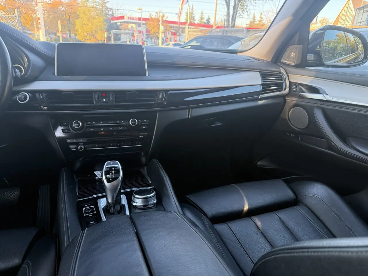 BMW X6 снимка BMW X6