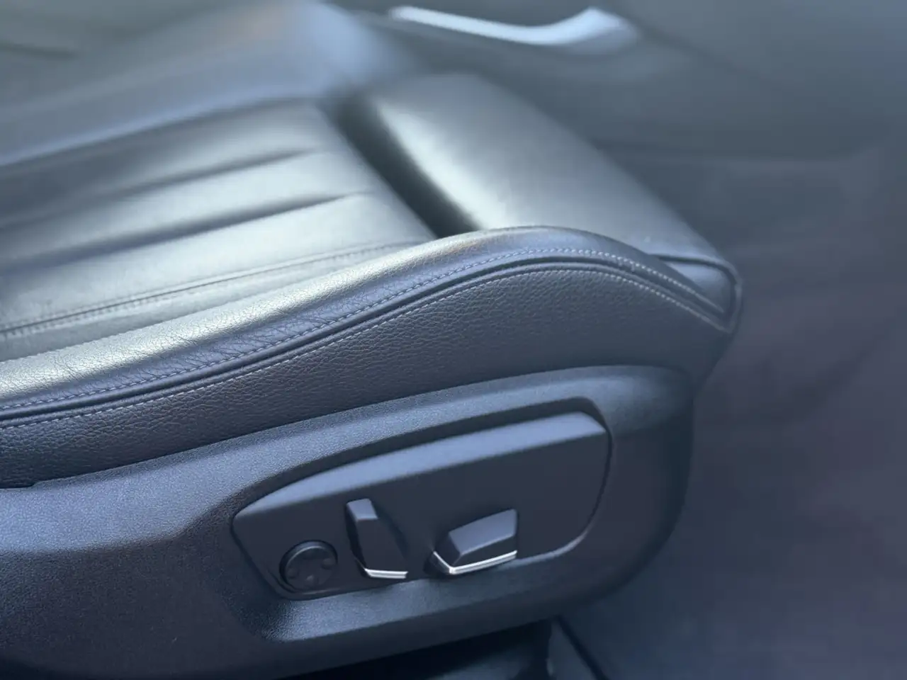BMW X6 снимка BMW X6