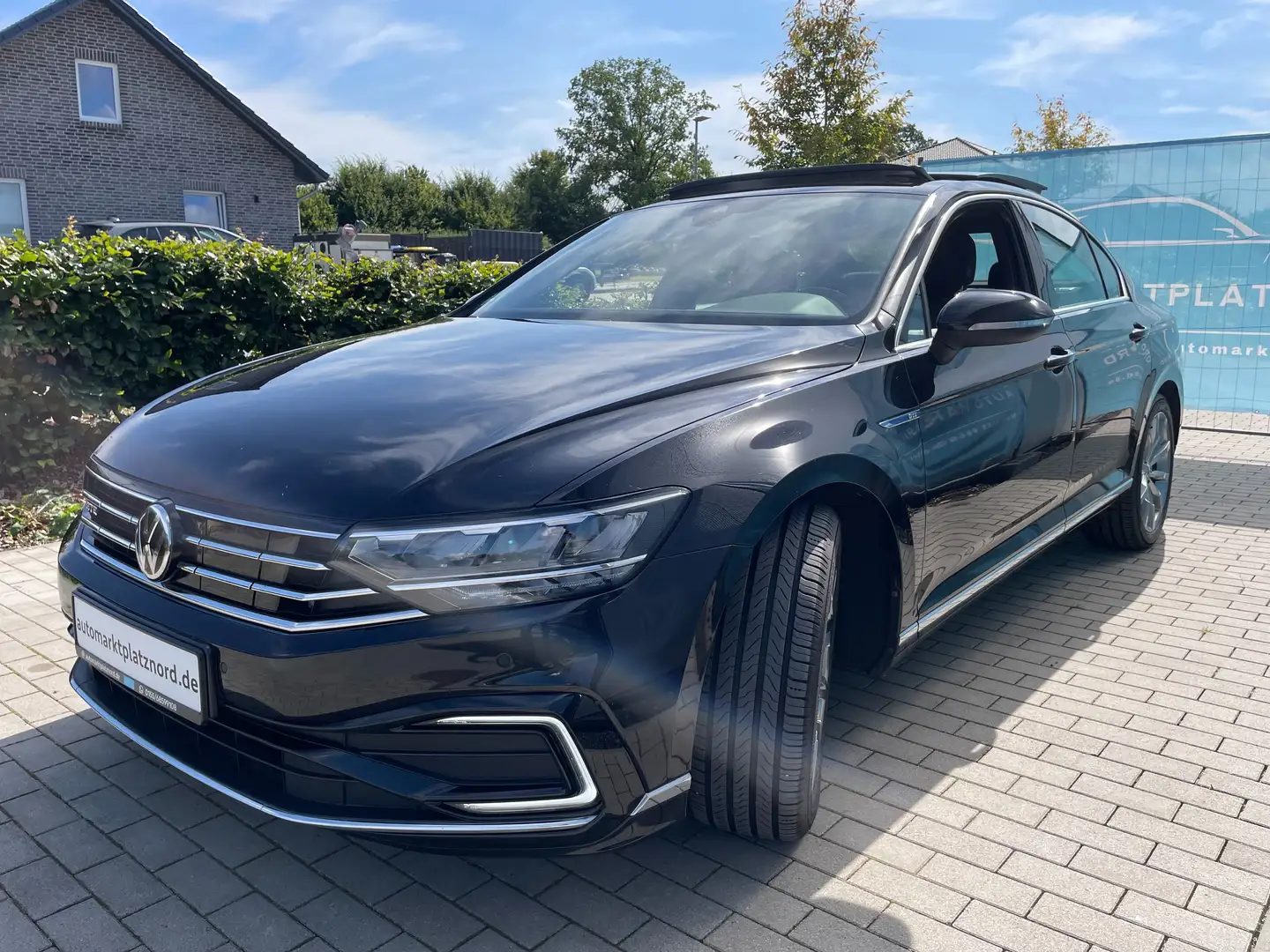 Volkswagen Passat GTE Lim. 1.4 TSI DSG Noir - 1
