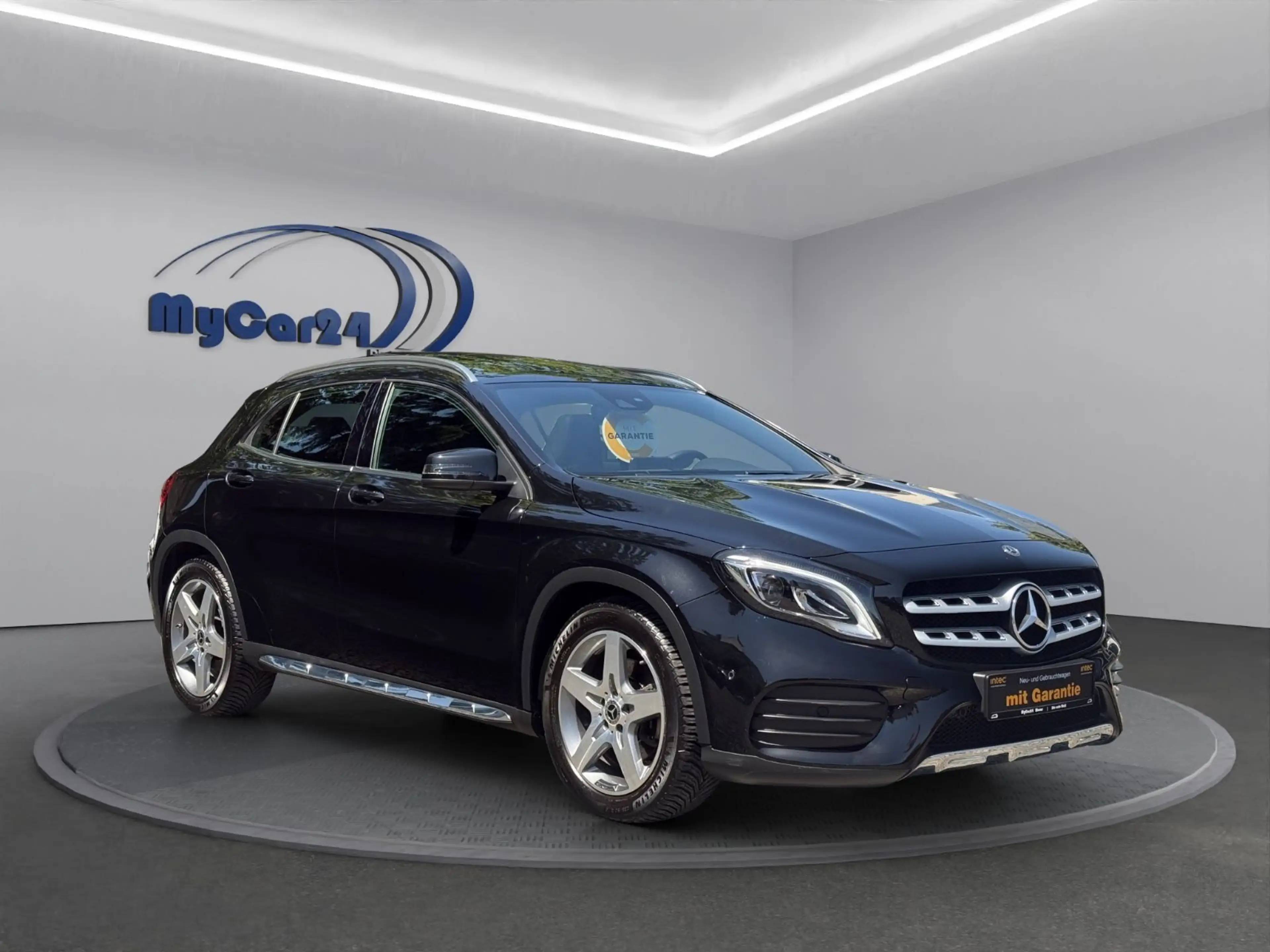 Mercedes-Benz GLA 250 AMG I PanoI 18Zoll I 4Season — photo 2