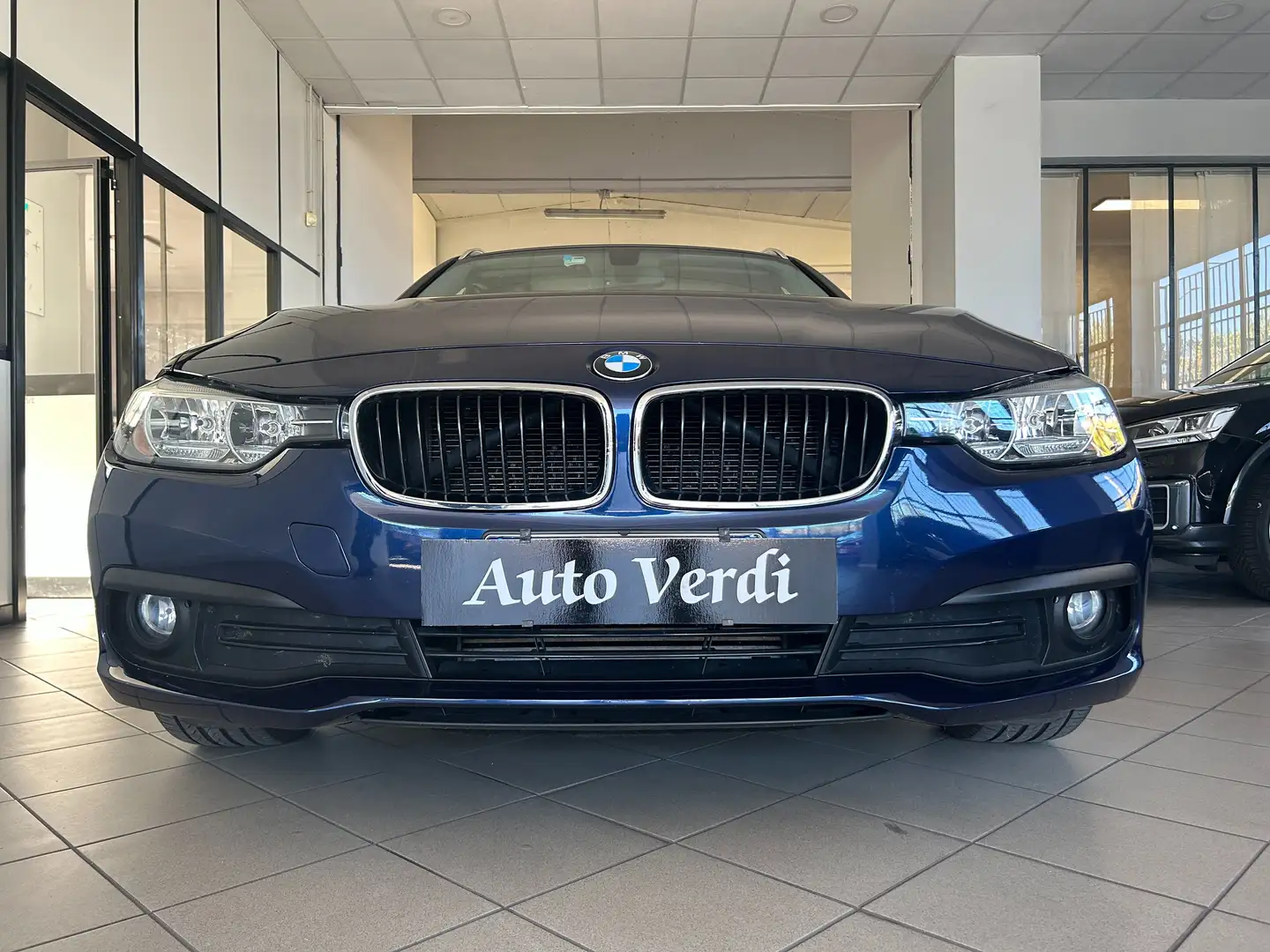 BMW 316 Touring 316d auto Blu/Azzurro - 1