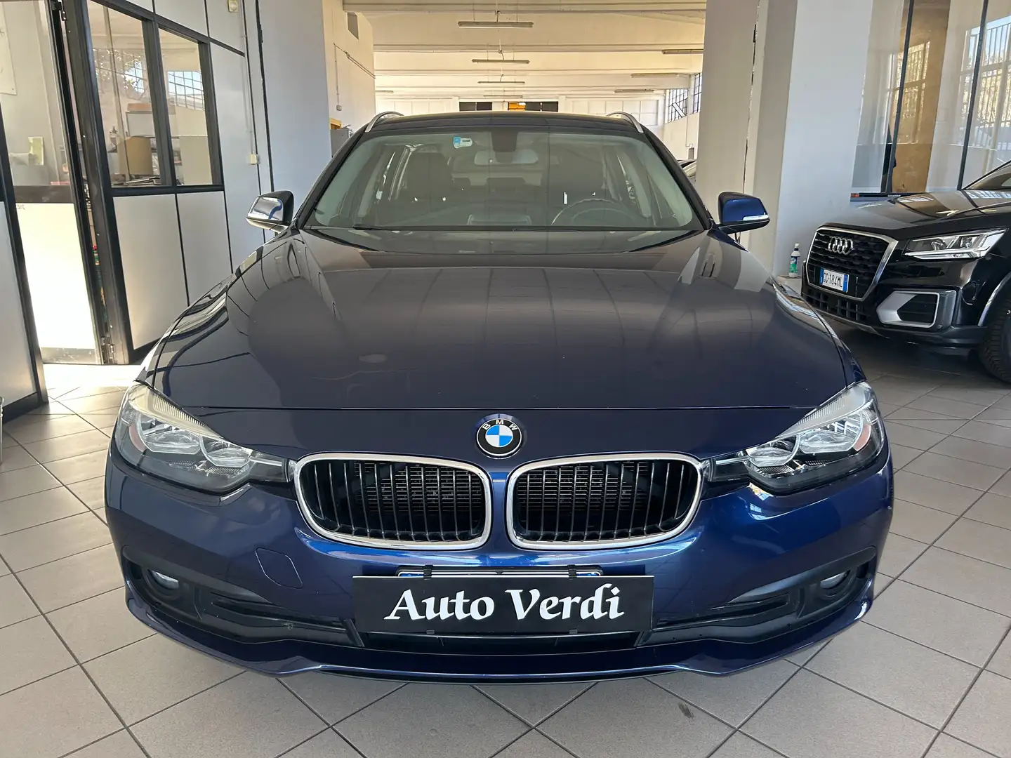 BMW 316 Touring 316d auto Blu/Azzurro - 2