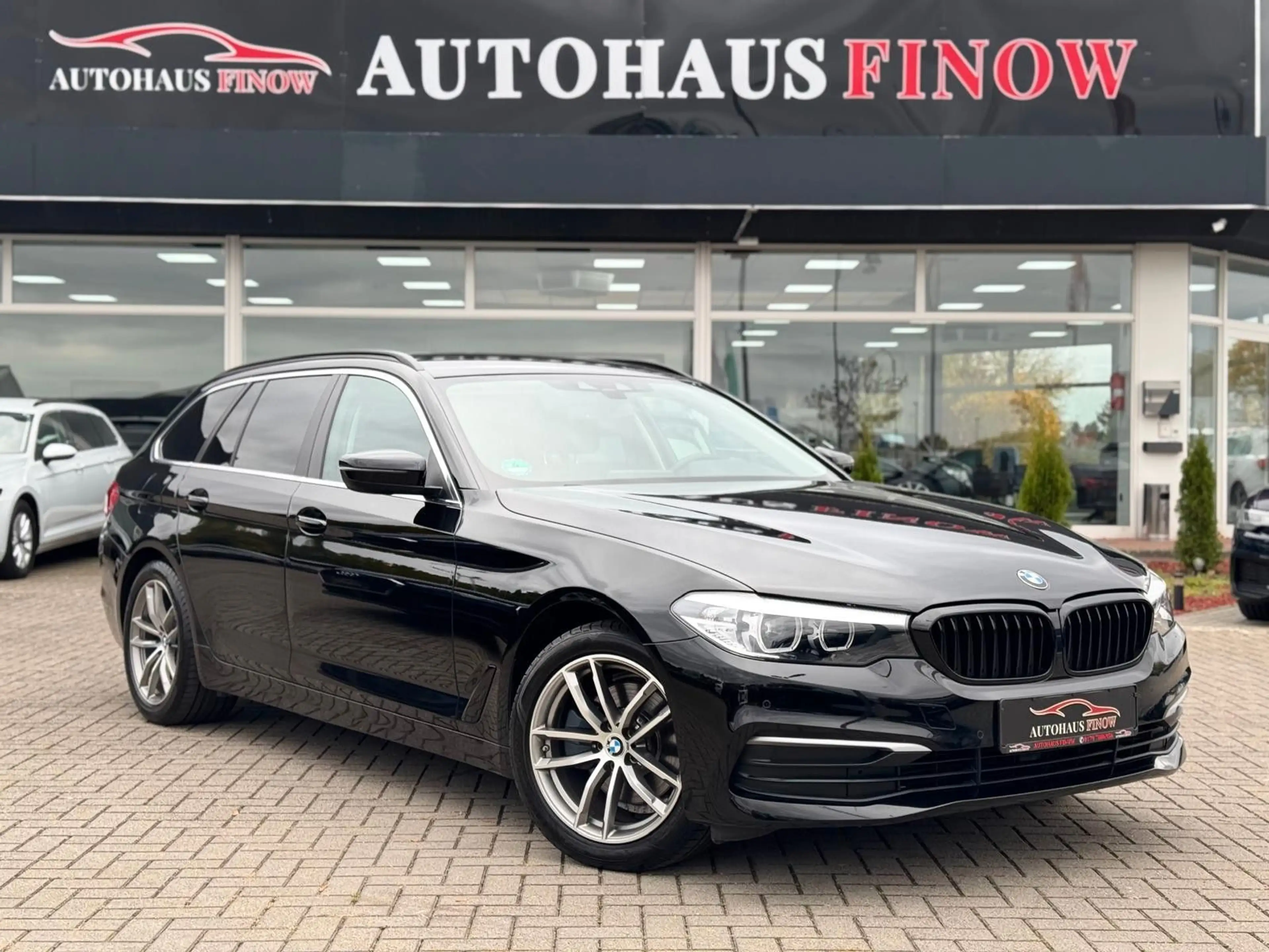 BMW 520 d Touring"STEPTRONIC"NAVI"TEMPOM."SHZ"PDC