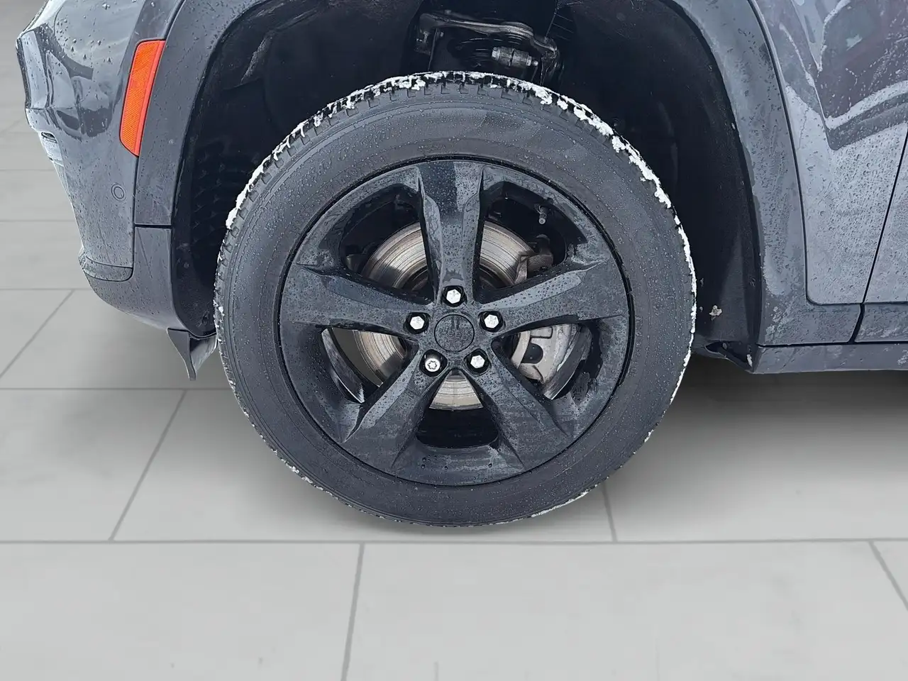 Jeep Grand Cherokee снимка Jeep Grand Cherokee
