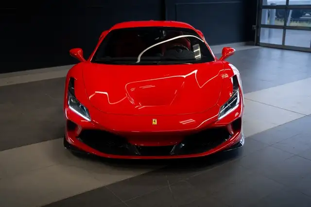 Ferrari F8 Tributo 2022 — photo 3