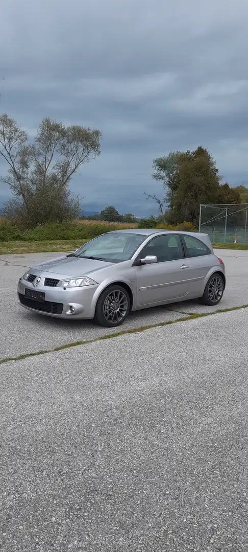 Renault Megane Mégane Renault Sport Trophy 2,0 T 16V Renault Sport Trophy Grau - 2