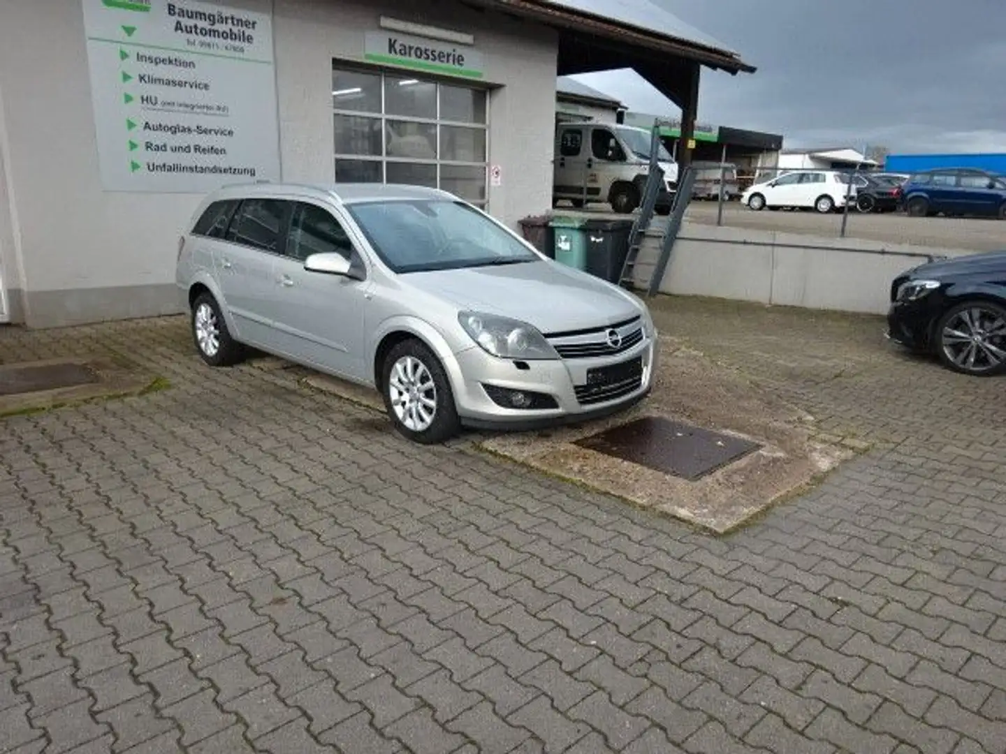 Opel Astra Caravan 1.6  85kW Złoty - 2