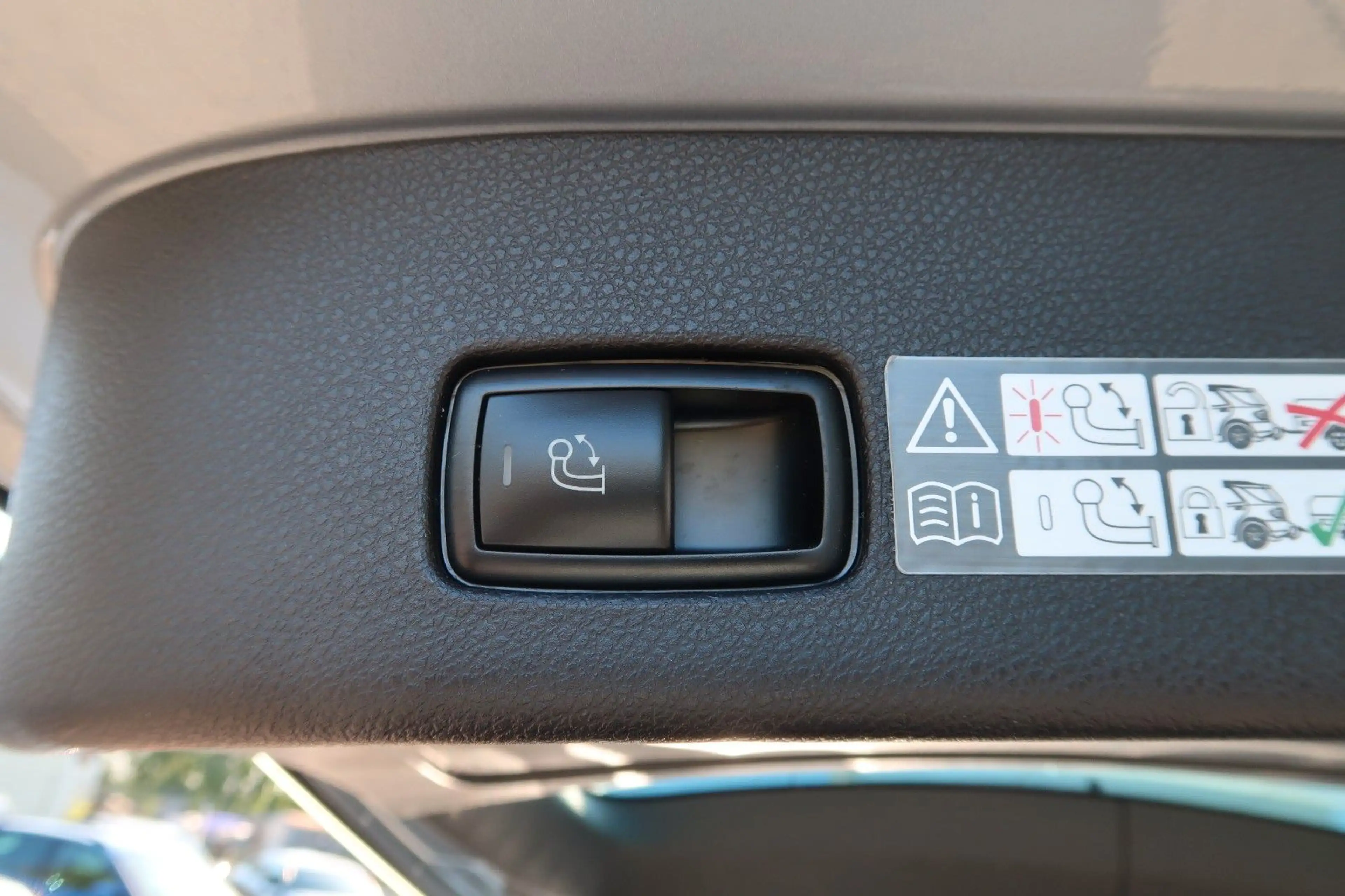 Mercedes-Benz GLS 350 d 4Matic|2.Hand|ACC|LED|7 Sitze|Off Road — photo 4