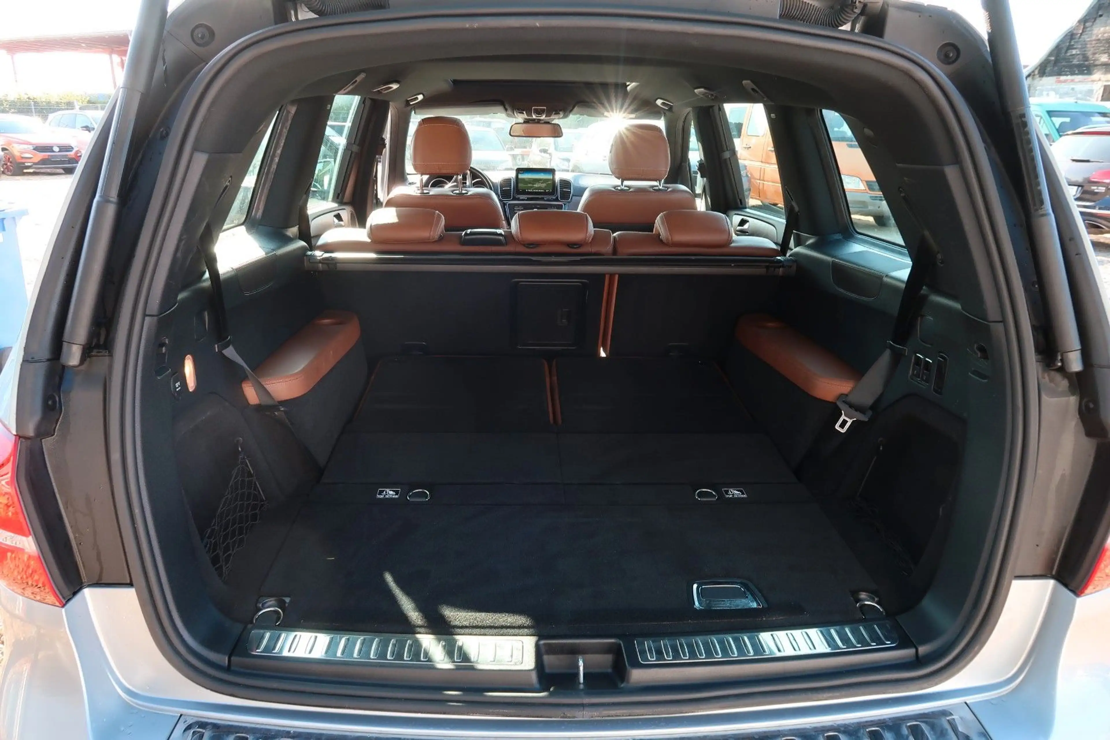 Mercedes-Benz GLS 350 d 4Matic|2.Hand|ACC|LED|7 Sitze|Off Road — photo 6