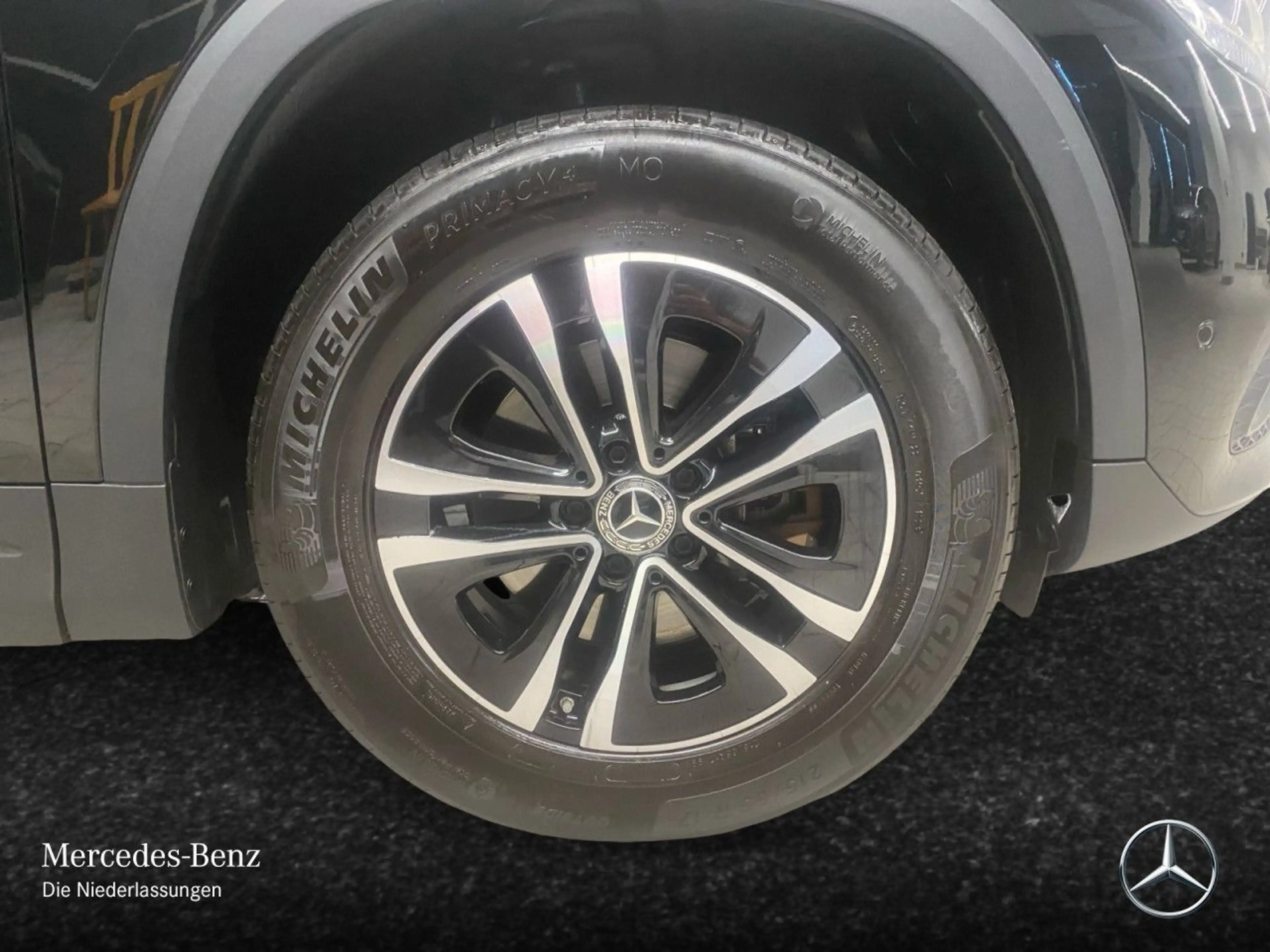 Mercedes-Benz GLA 180 d STYLE+KAMERA+8G — photo 6