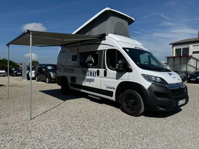 Pössl 2 Win R Plus 165PS AHK Markise Navi Kamera