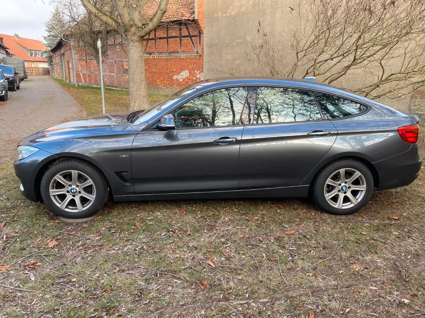 BMW 318 3 Gran Turismo 318 d Grau - 2