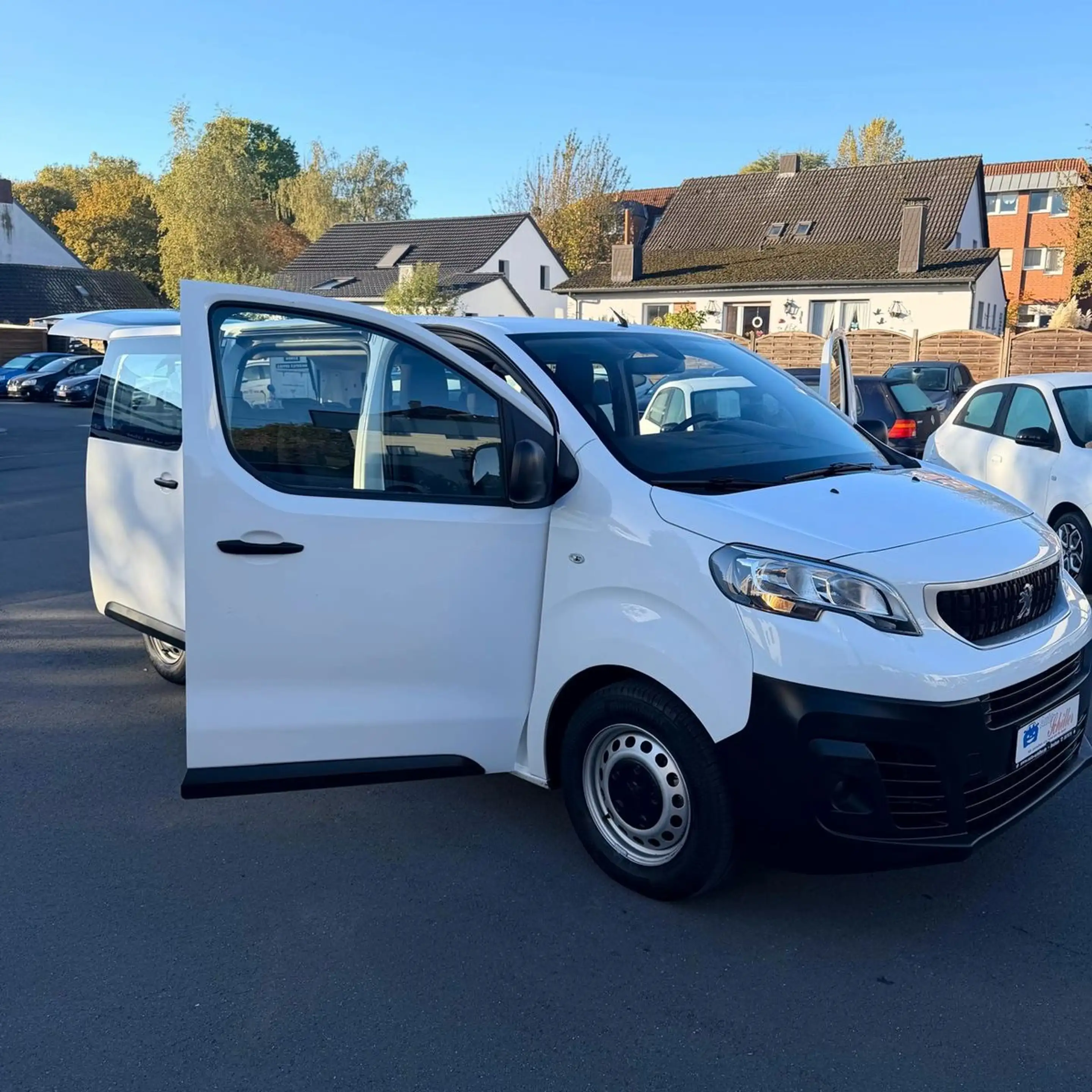 Peugeot Expert Kombi L3 # 9 Sitze # Automatik — photo 9