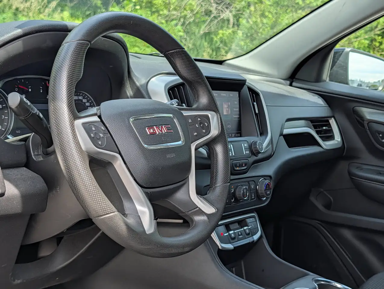 GMC Terrain снимка GMC Terrain