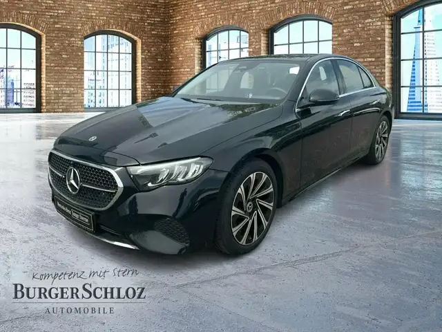 Mercedes-Benz E 200 Avantgarde Pano SpurW W-Paket PDC SHZ LED