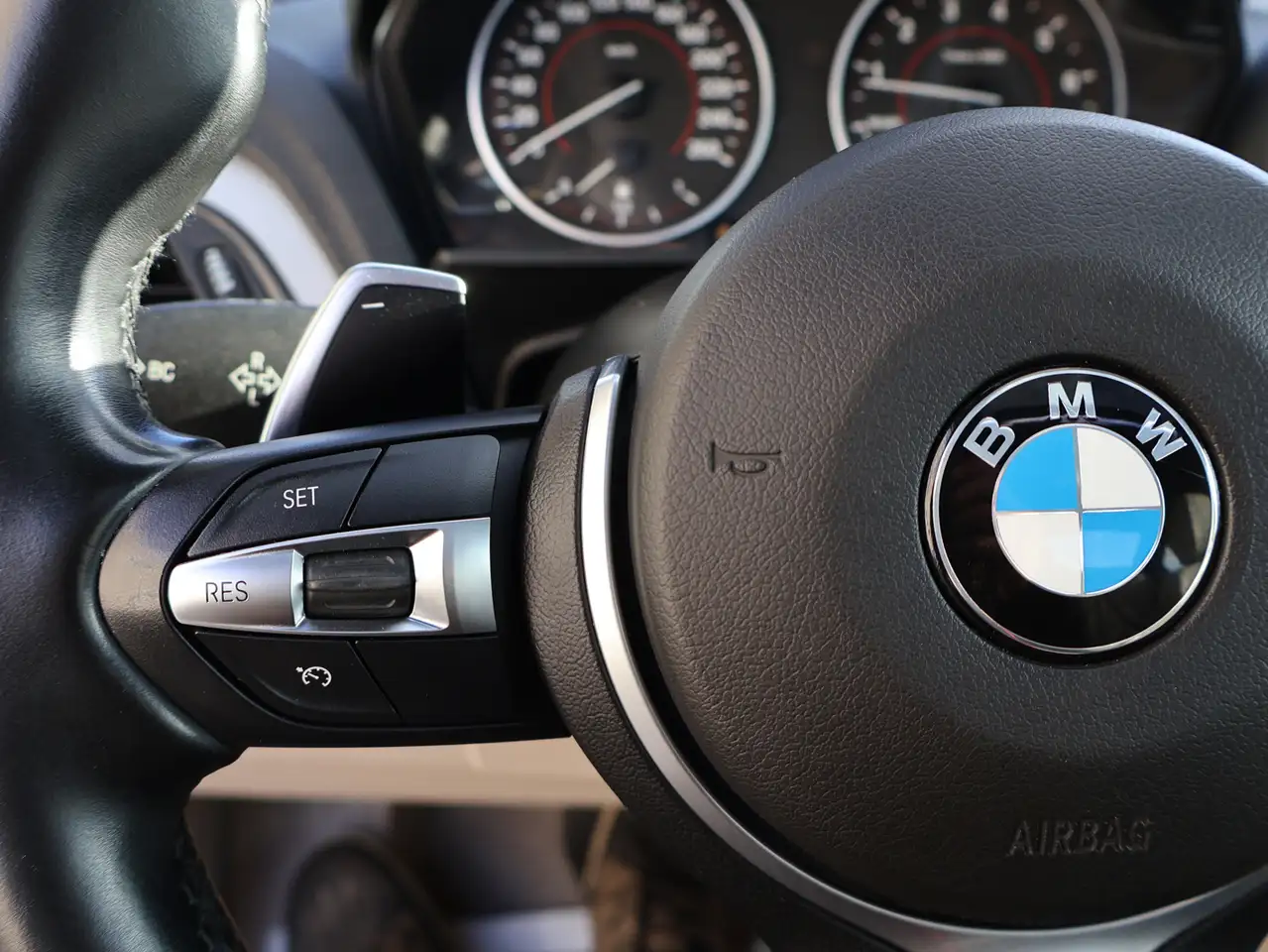 BMW 2 Series снимка BMW 2 Series