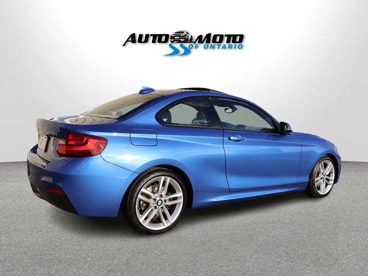 BMW 2 Series снимка BMW 2 Series