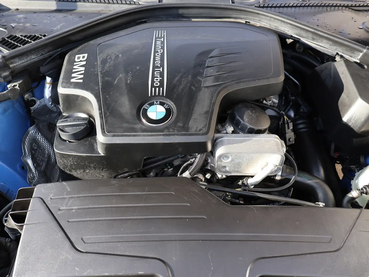 BMW 2 Series снимка BMW 2 Series
