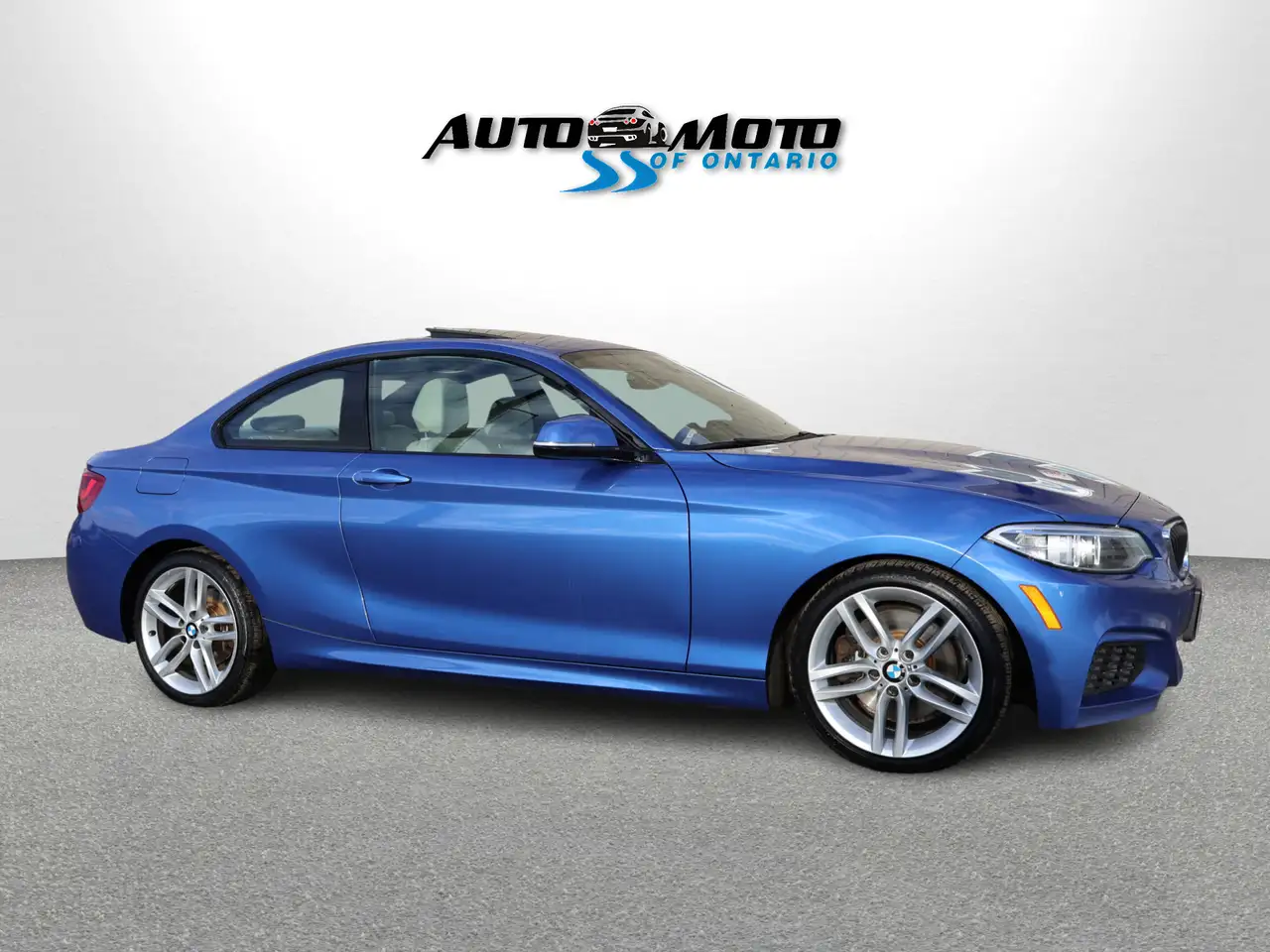 BMW 2 Series снимка BMW 2 Series