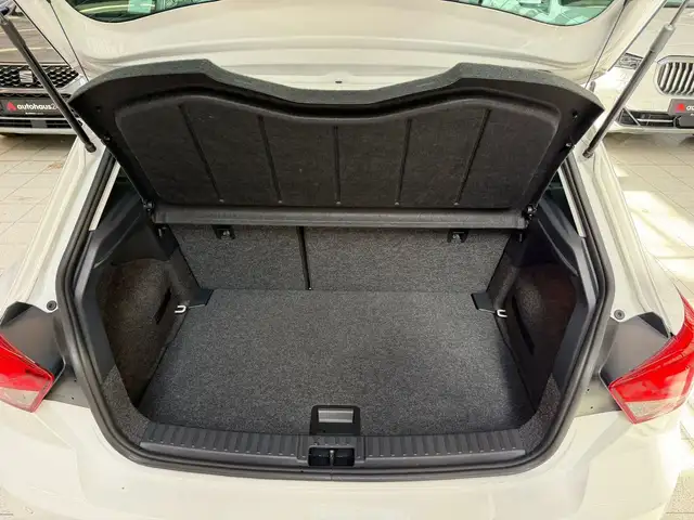 Seat Ibiza view 6