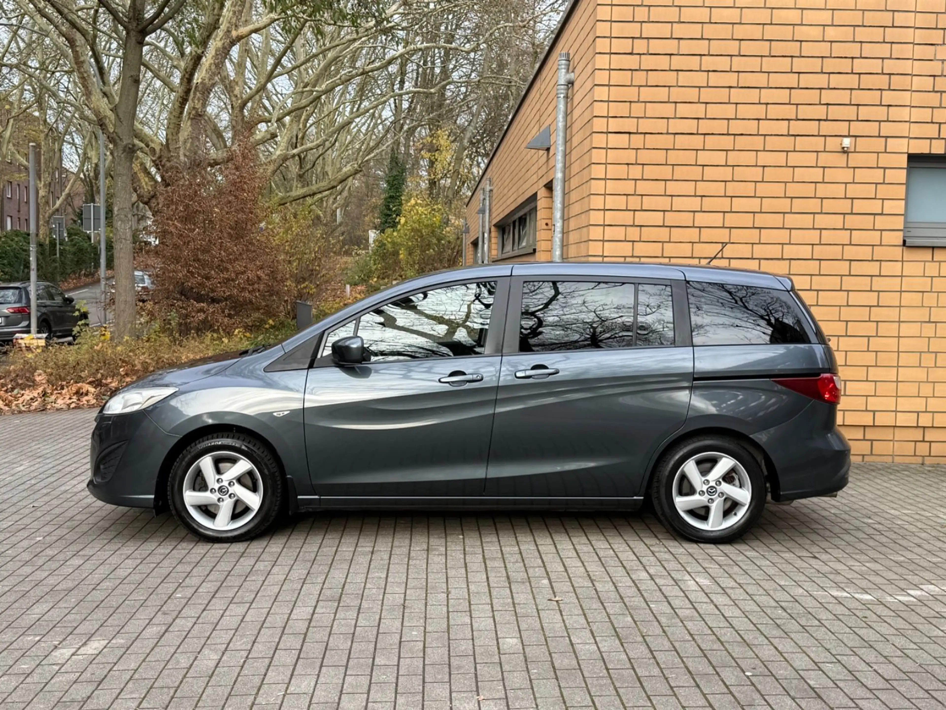 Mazda 5 Center-Line/2.HAND/GEPFLEGT/7-SITZER/XENON/PDC — photo 8