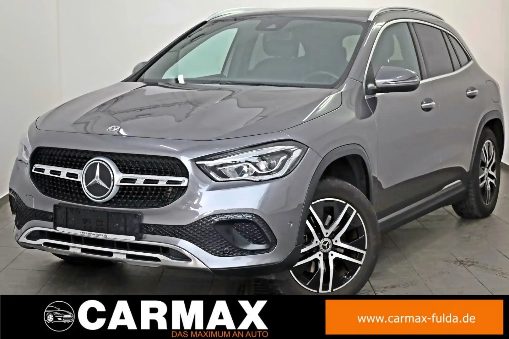 Mercedes-Benz GLA 200 d, Automatik, Navi, Teilled, LED, Kam Grigio - 1