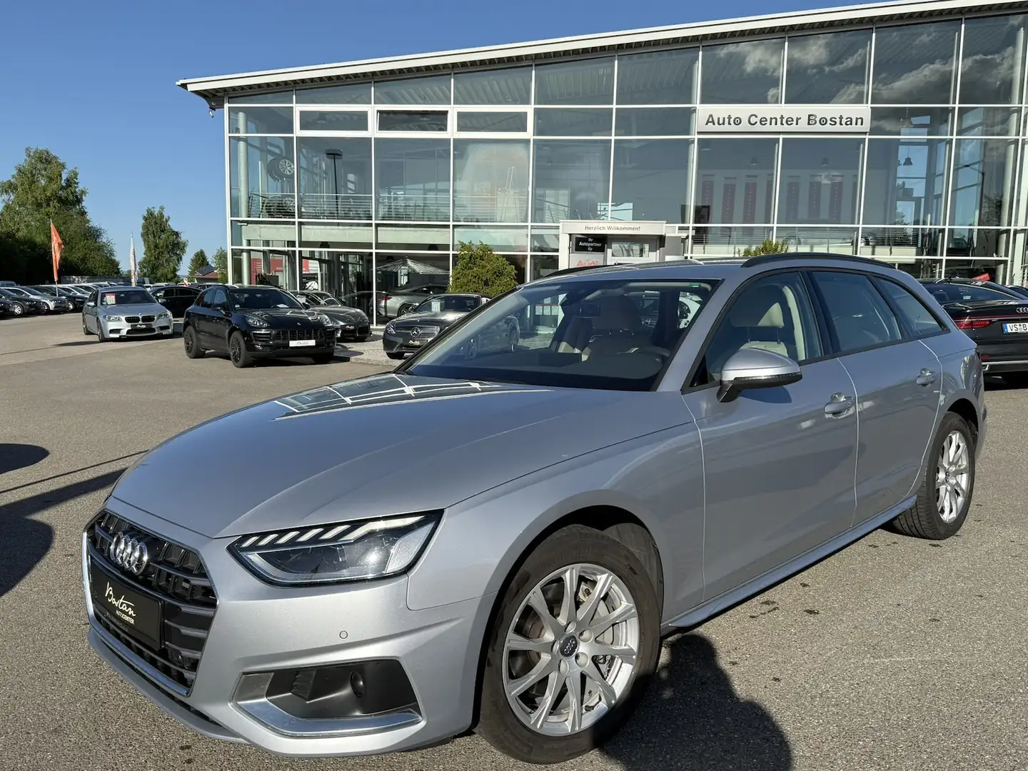 Audi A4 40 TDI ADVANCED/VIRTUAL COCKPIT/KAMERA/1.HAND Silber - 2