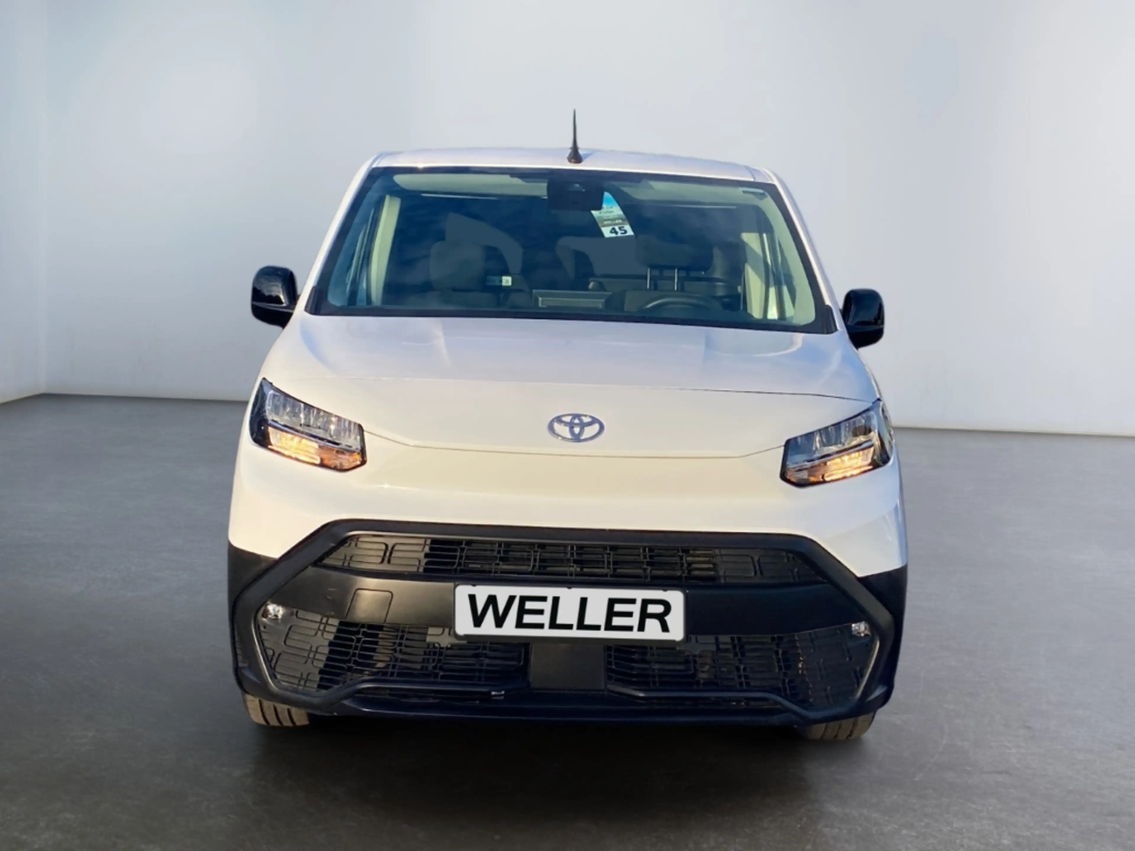 Toyota Proace City 1.5 D-4D L1 Meister *Navi*CarPlay*PDC* — photo 2