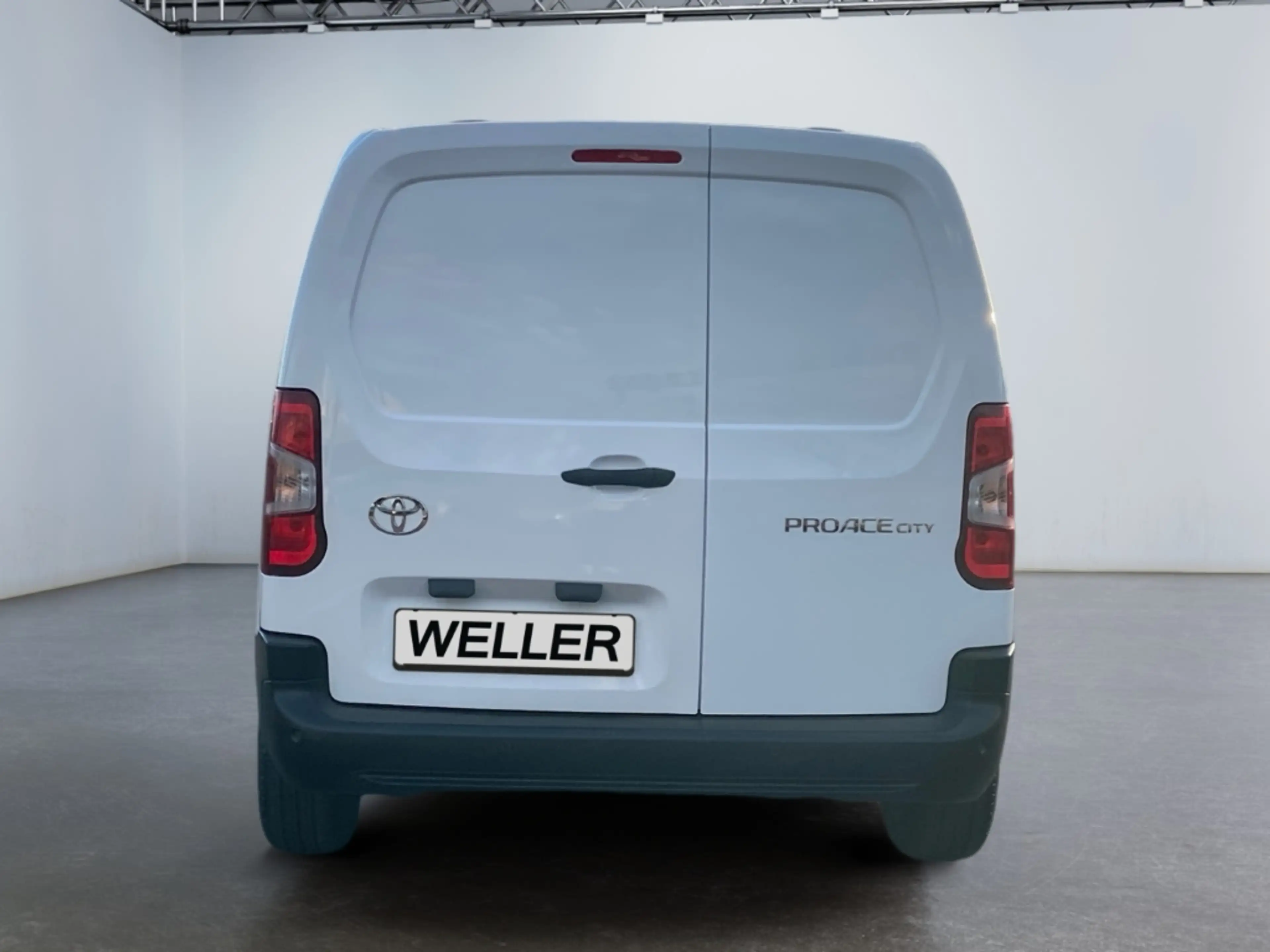 Toyota Proace City 1.5 D-4D L1 Meister *Navi*CarPlay*PDC* — photo 6