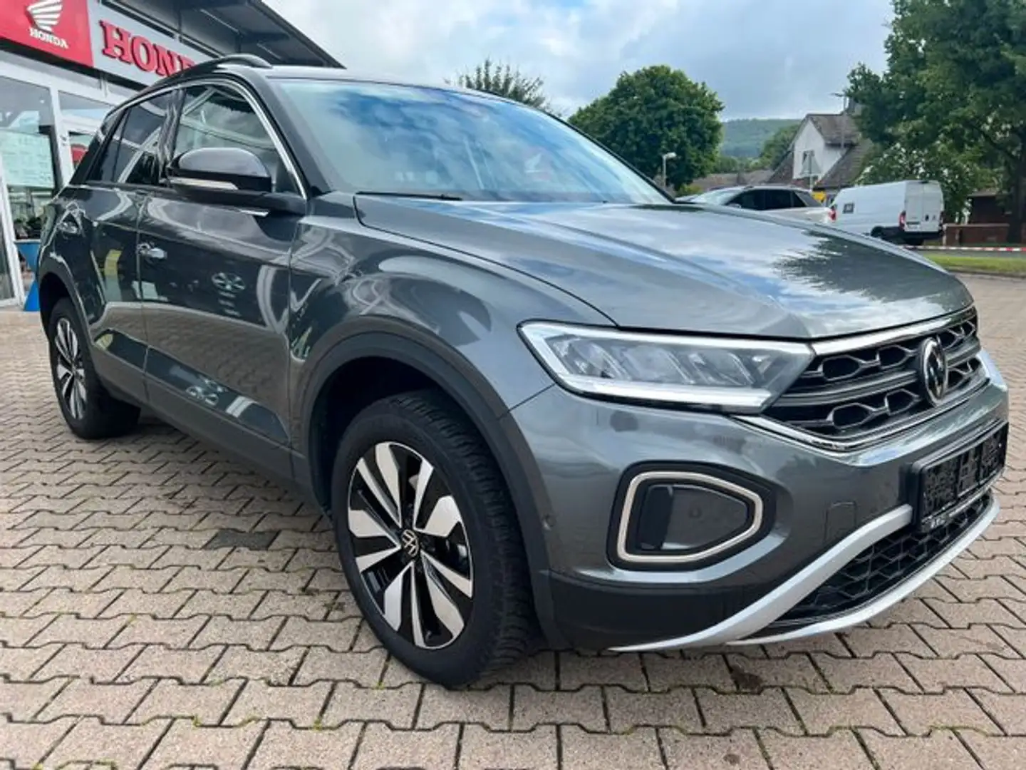 Volkswagen T-Roc 1.5 TSI DSG Move LED NAVI ACC RFK AHK GJR  Move - 2