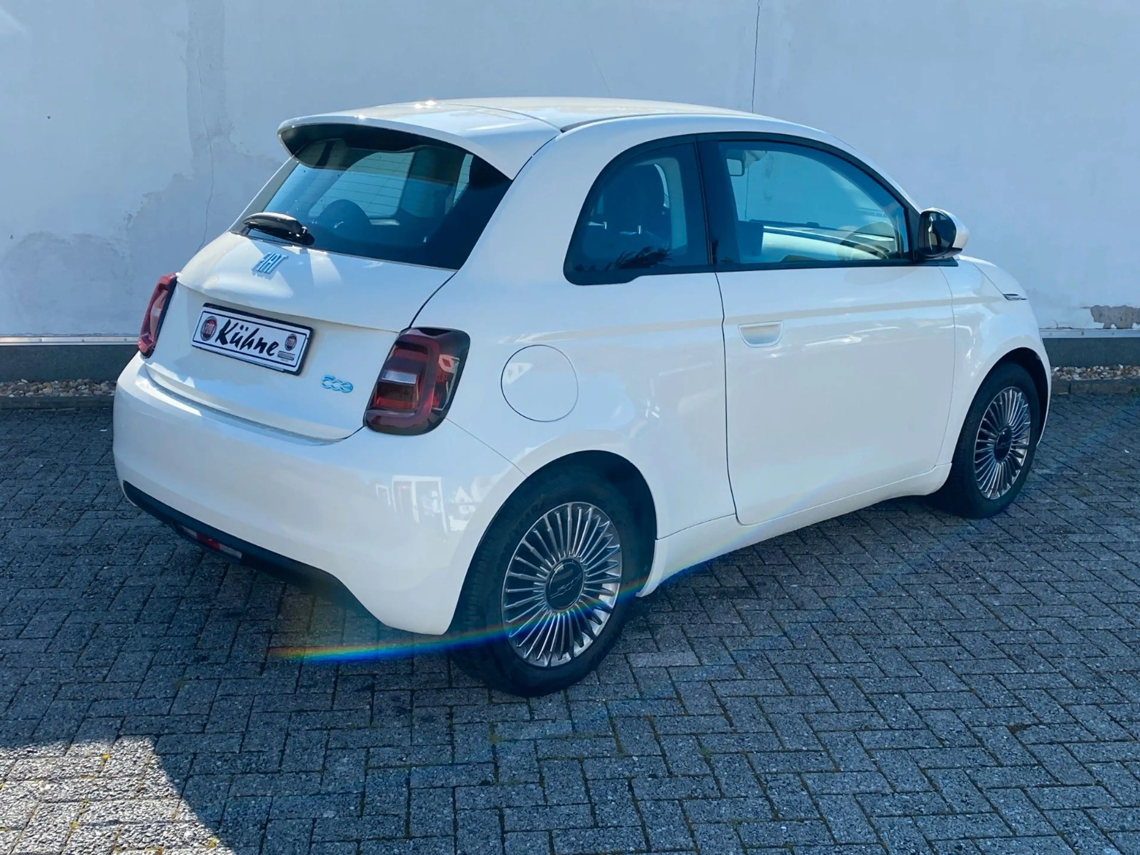 Fiat 500e Neuer 500 42 kWh Garantie — photo 7