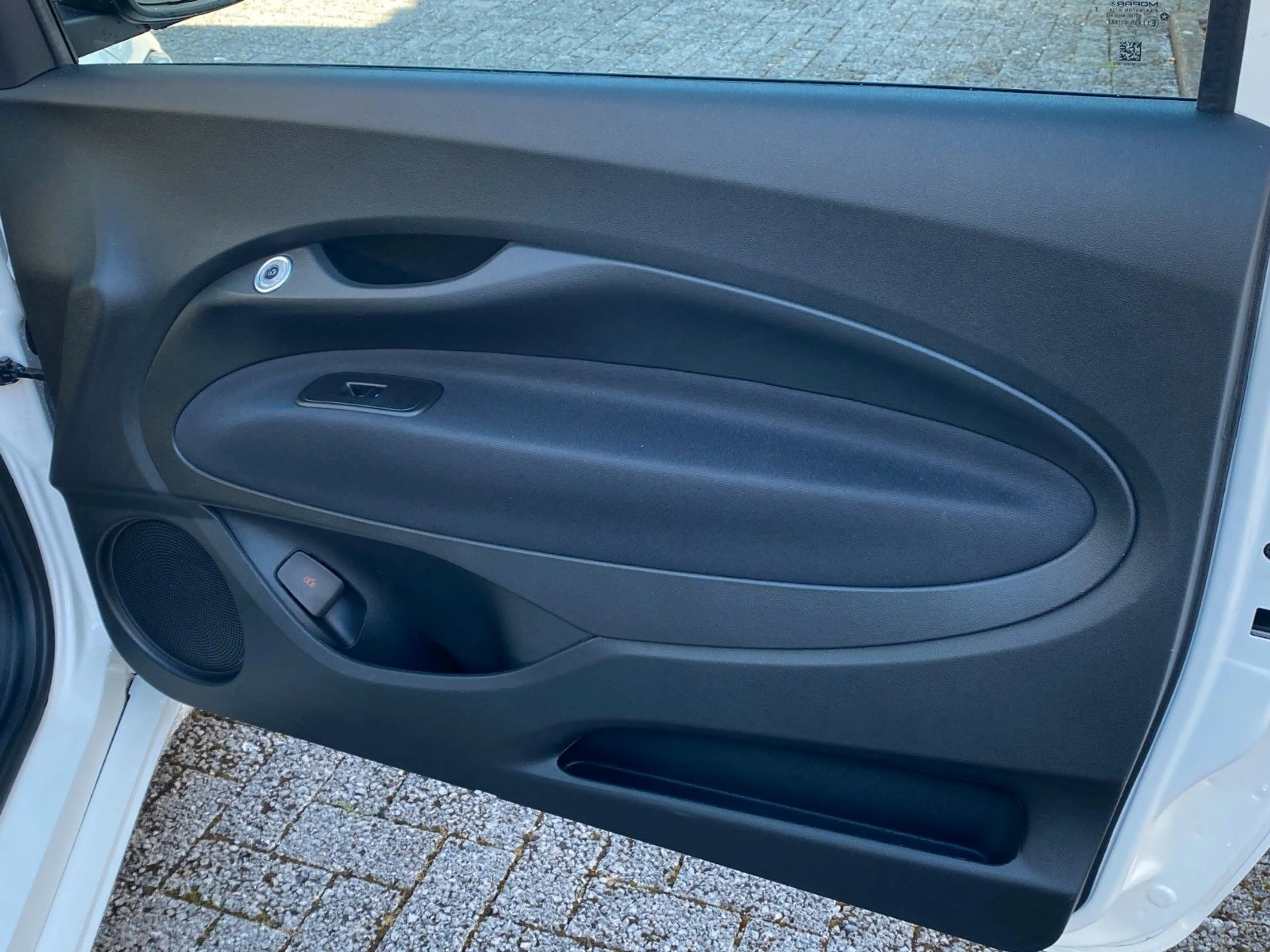 Fiat 500e Neuer 500 42 kWh Garantie — photo 10