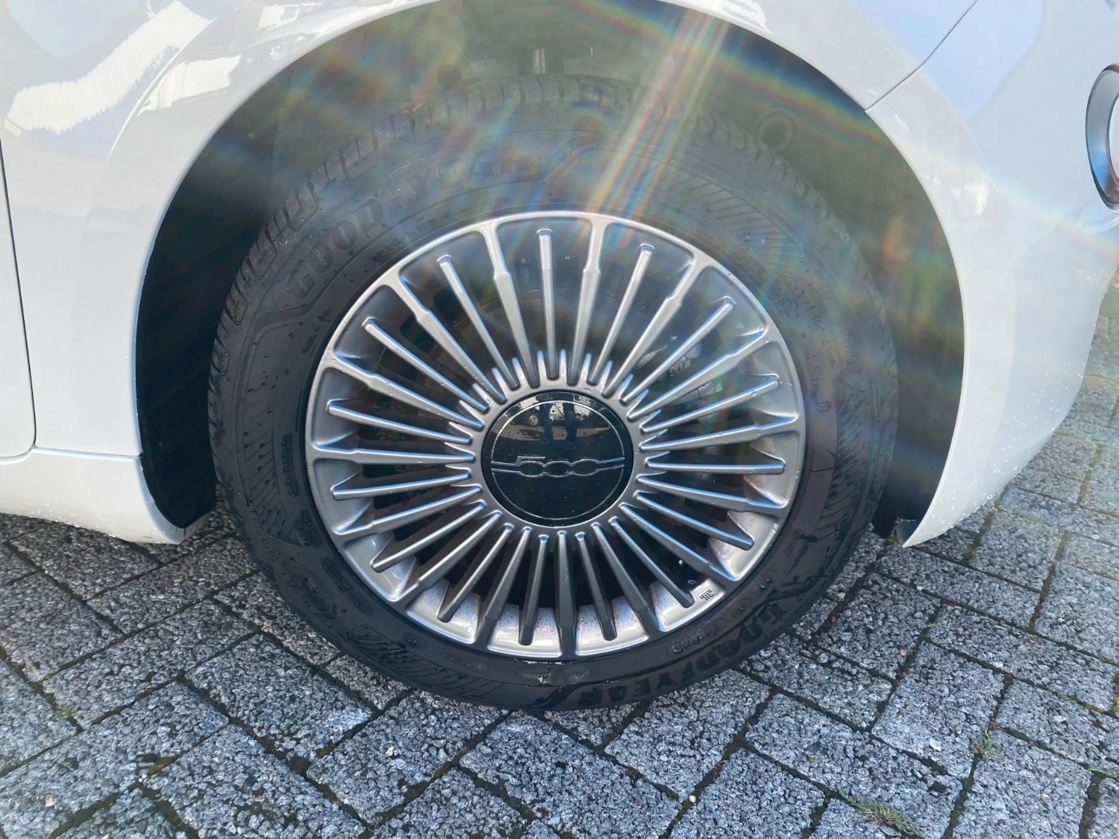 Fiat 500e Neuer 500 42 kWh Garantie — photo 15