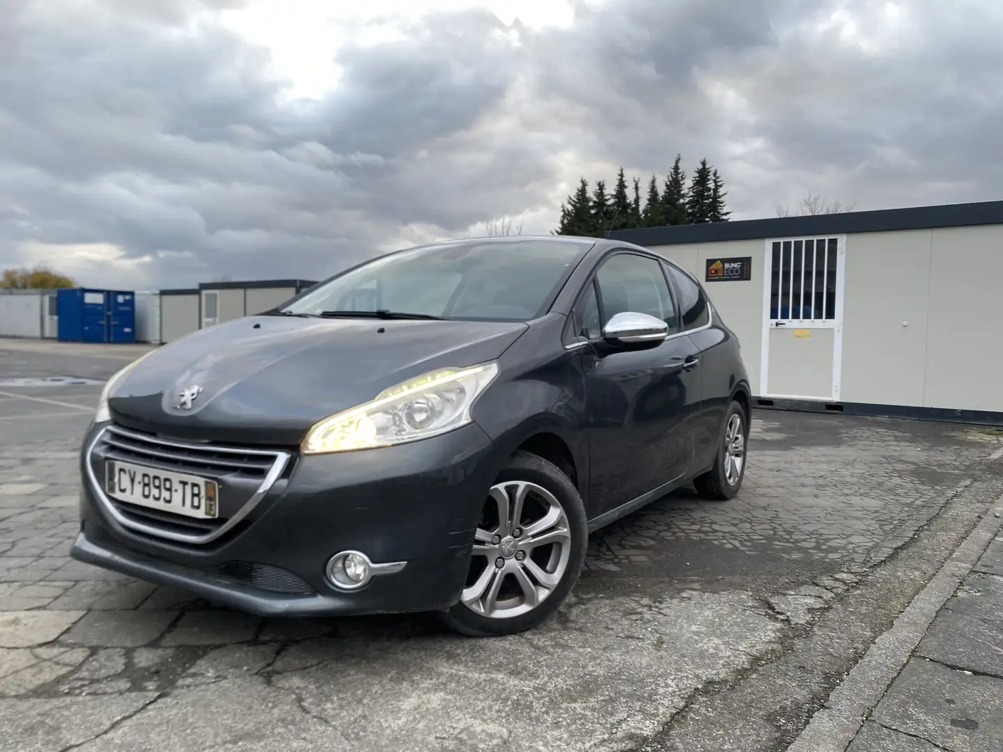 Peugeot 208 1.6 VTi 120ch BVM5 Allure - 1